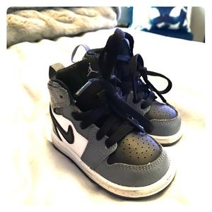 AIR JORDAN 1 MID infant